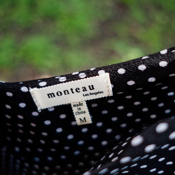 Open shoulder tie-front polka dot summer top - Picture 2 of 2